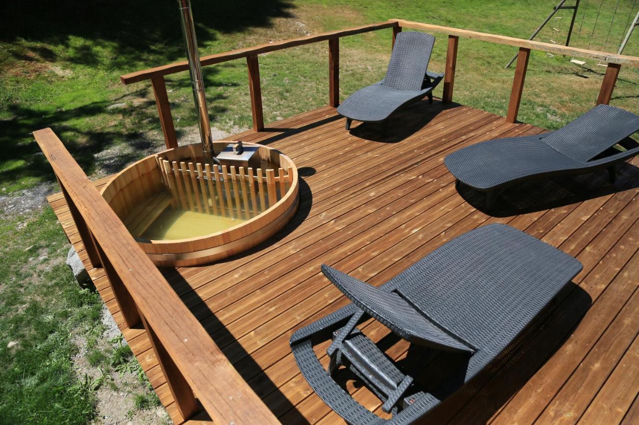 La Ferme Du Douanier & Spa 5 Etoiles All Inclusive ว็องทรง ภายนอก รูปภาพ